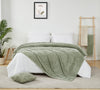 Geniospin Fleece Blanket Queen Size - 280GSM Super Soft Lightweight Bed Blanket with Strip, 3D Ribbed Jacquard, Plush Fuzzy Cozy Blanket Microfiber, Warm and Breathable (Sage Green, 90x90 inches)