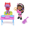 Gabby's Dollhouse, Kitty Karaoke Set with 2 Toy Figures, 2 Accessories, Delivery and Furniture Piece, Kids Toys for Ages 3 and up